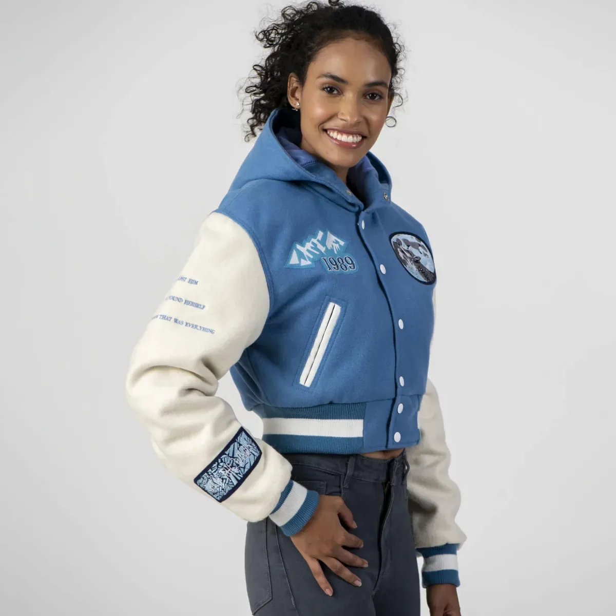 Out Of Woods Online Exclusive Croptop Jacket in Black / White sleeves